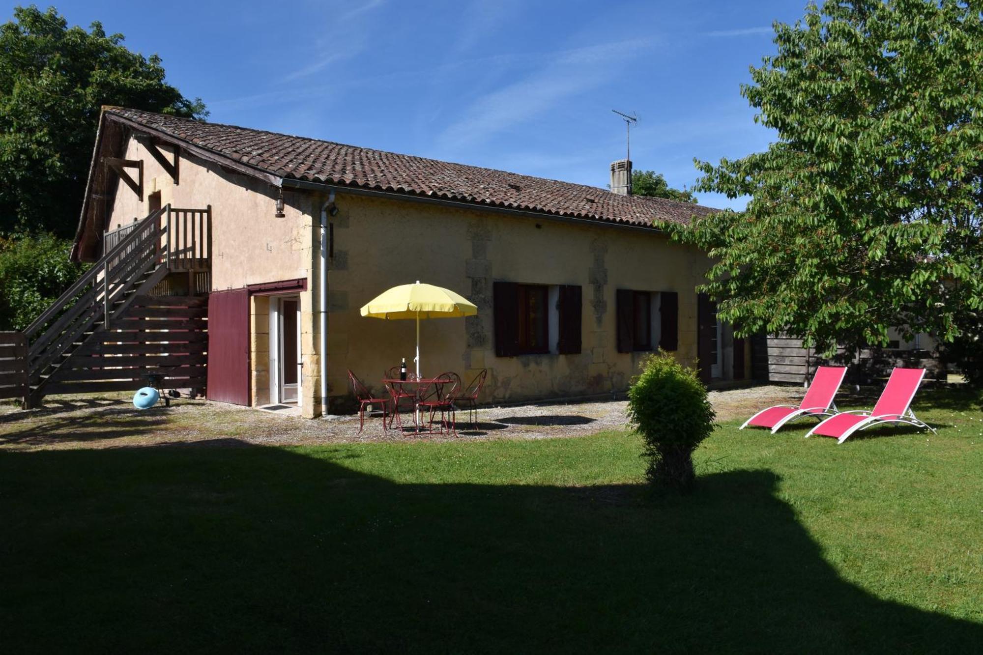 3 gites à la campagne - Bergerac à 5mn - Domaine de Bellevue Cottage Lembras Extérieur photo