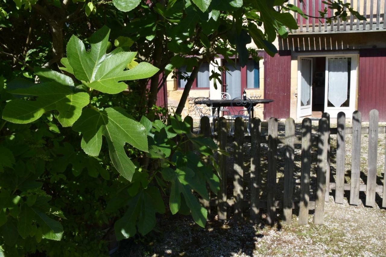 3 gites à la campagne - Bergerac à 5mn - Domaine de Bellevue Cottage Lembras Extérieur photo